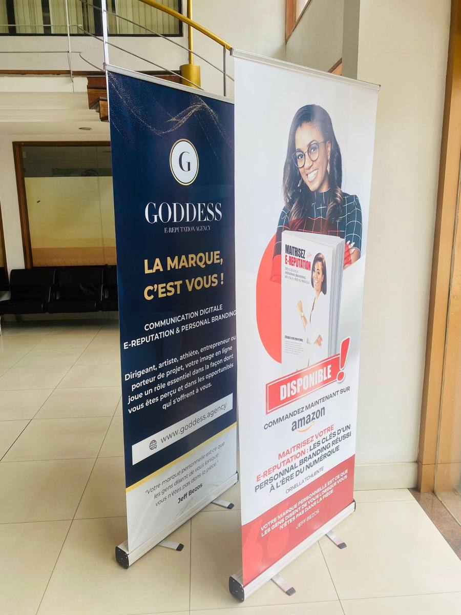 Roll-up imprimé pour Goddess E-Reputation Agency